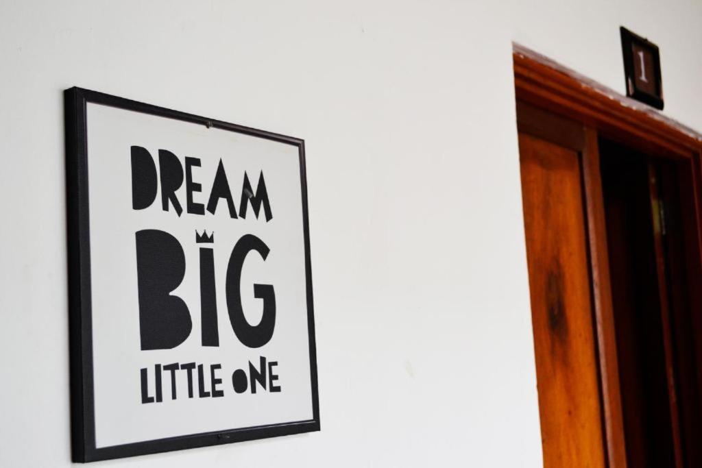 4 Grados Hostal Bed and Breakfast Guatemala Exterior foto